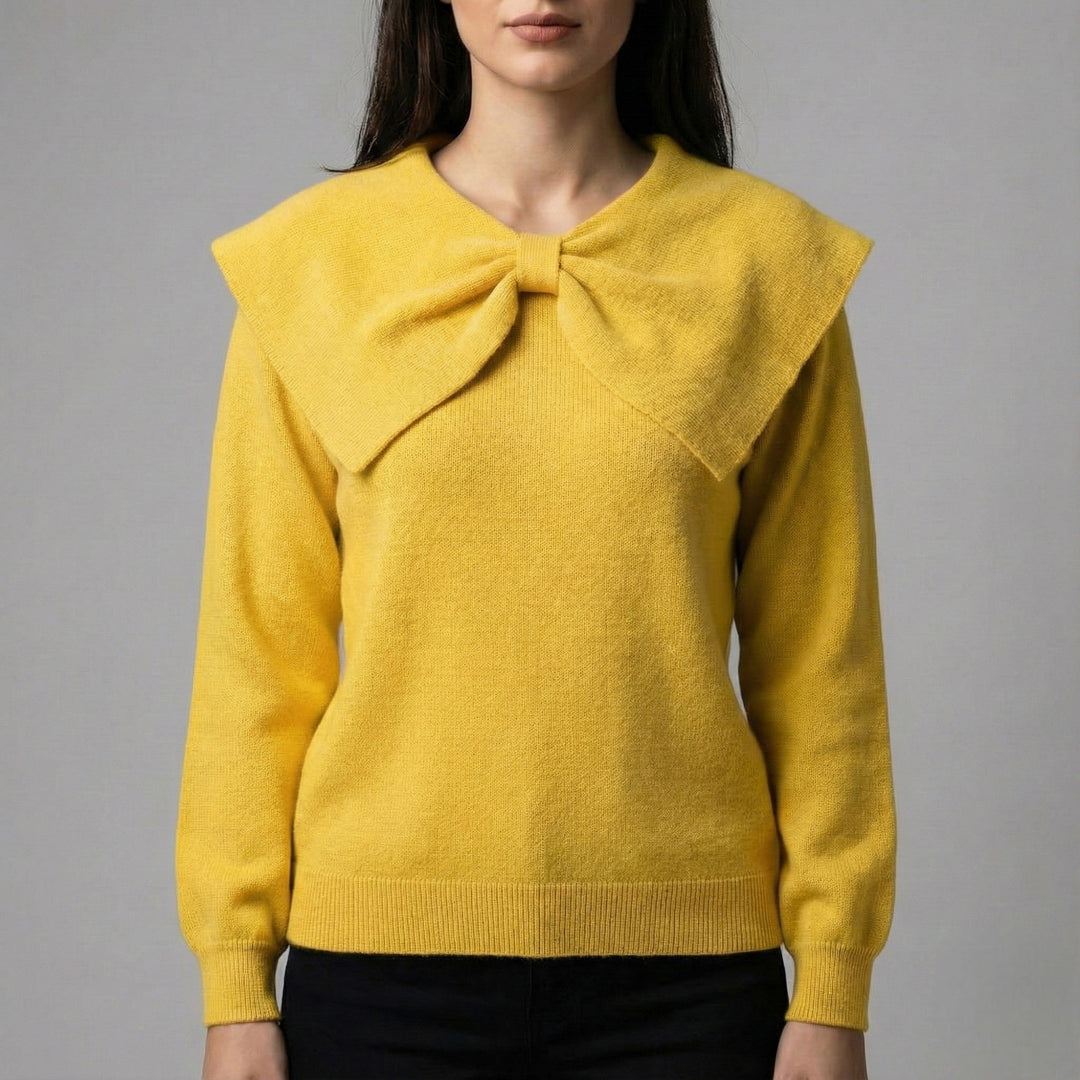 Sweater with bow collar