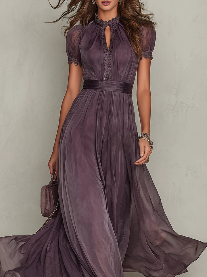 Flavia | Rochie lungă violet cu decolteu în V, căptușită cu dantelă din șifon