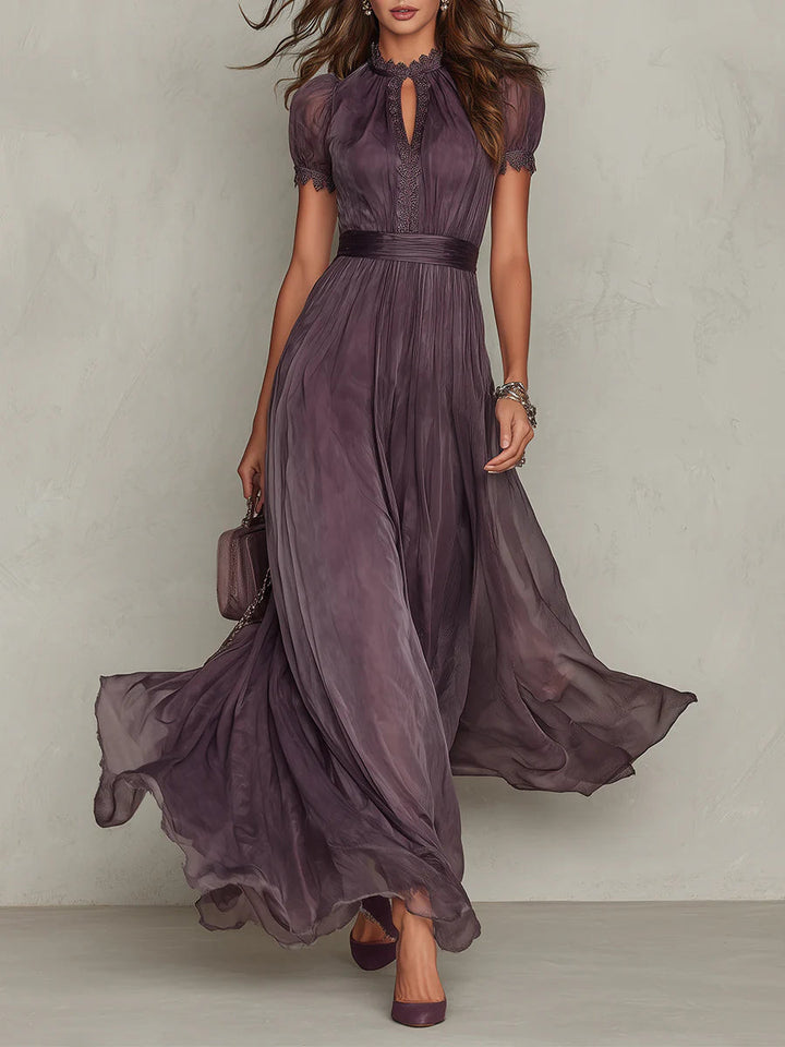 Flavia | Rochie lungă violet cu decolteu în V, căptușită cu dantelă din șifon