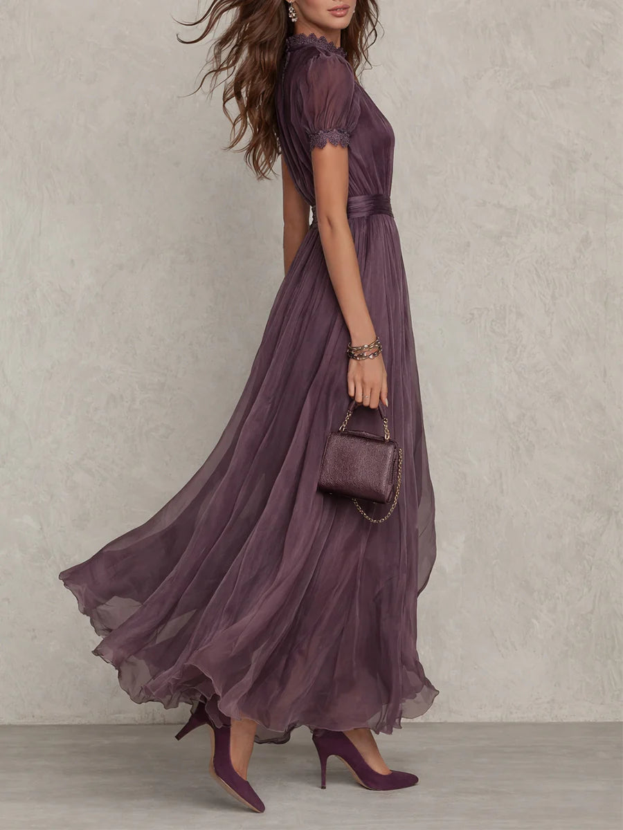 Flavia | Rochie lungă violet cu decolteu în V, căptușită cu dantelă din șifon
