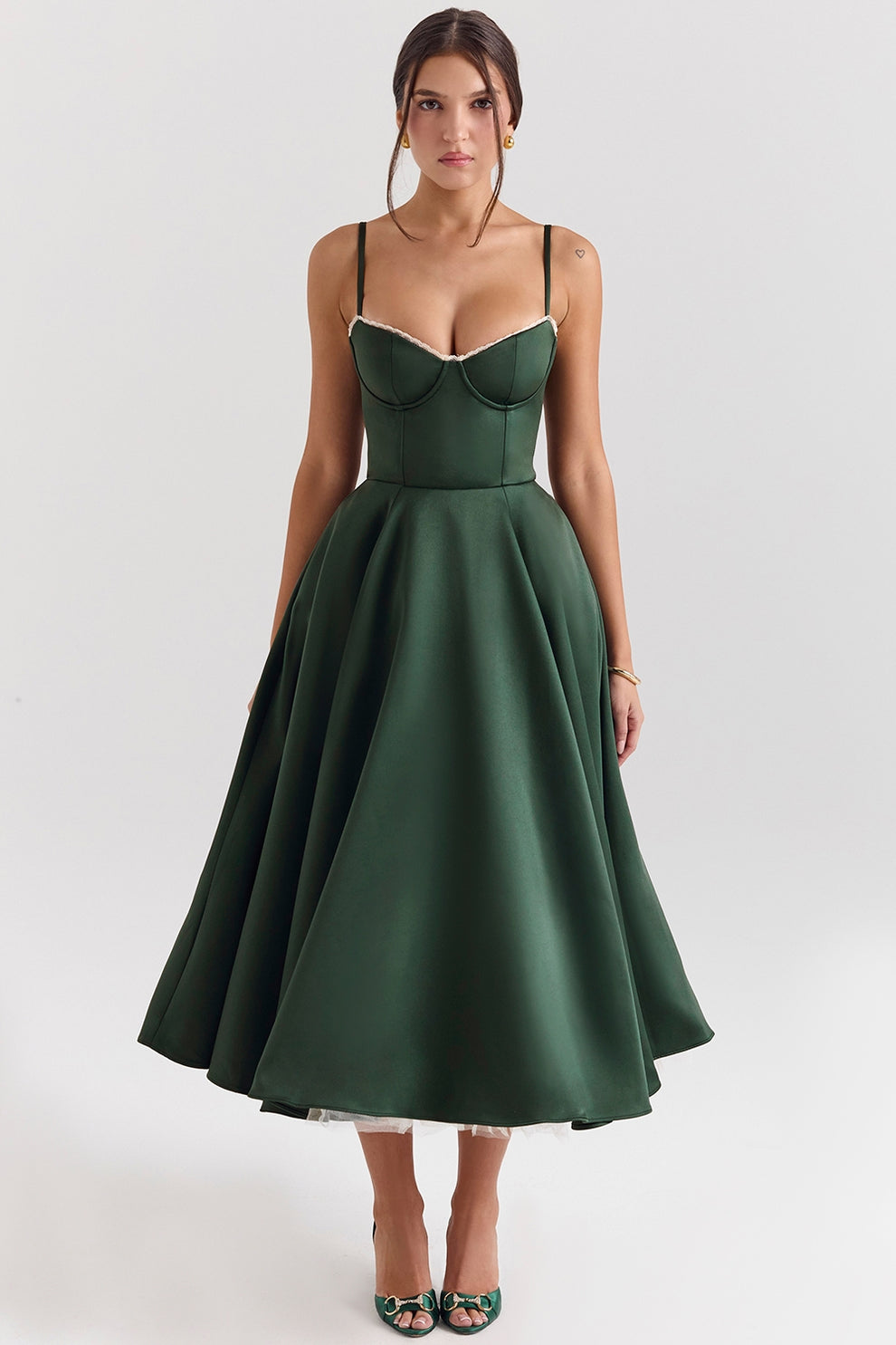 Arestina - Rochie din tul la modă