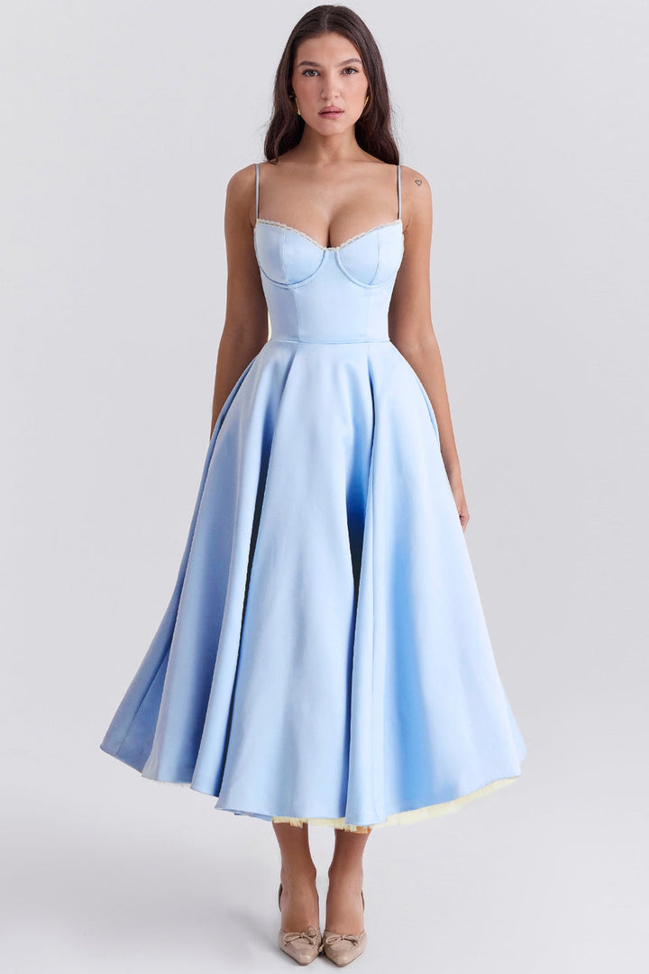 Arestina - Rochie din tul la modă